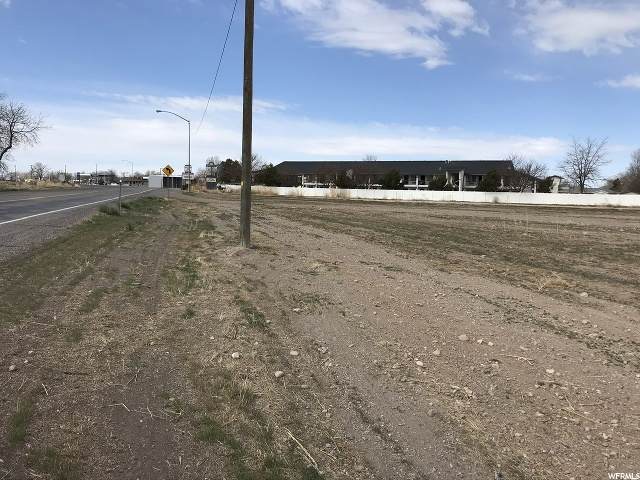 225 Hwy 6 - Photo 1