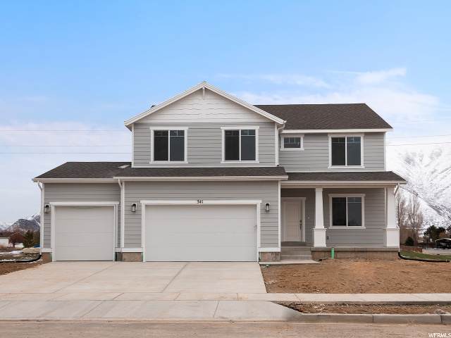 589 Meade St - Photo 1