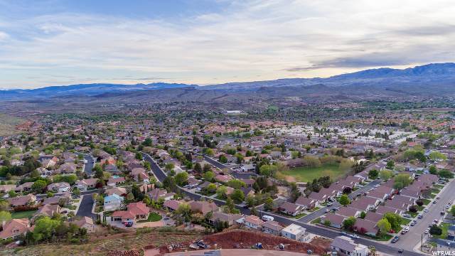438 Stone Moutain Dr - Photo 1 438 Stone Moutain Dr - Photo 1