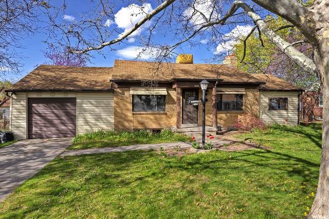 1137 Lorraine Dr - Photo 1 1137 Lorraine Dr - Photo 1