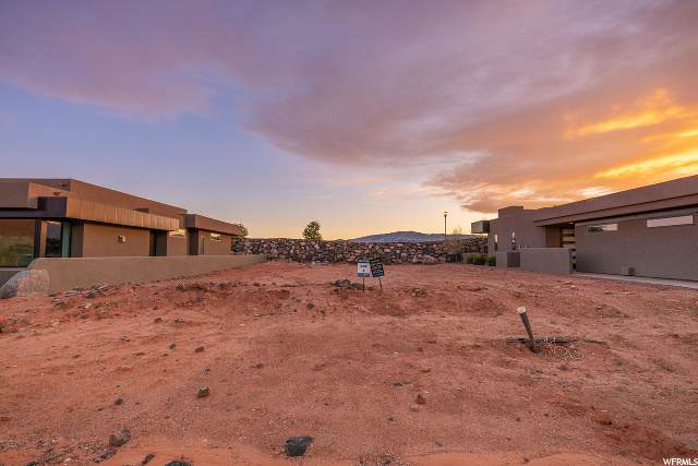 1355 Snow Canyon Pkwy - Photo 1
