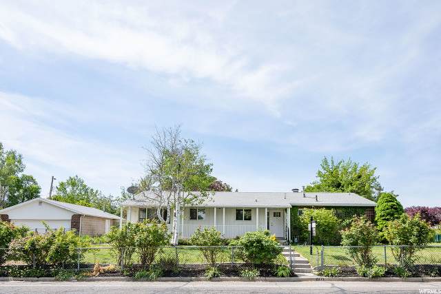 1184 College St - Photo 1 1184 College St - Photo 1