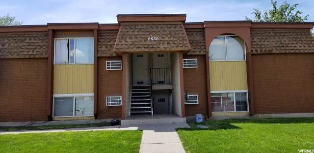 2530 Lakecrest St - Photo 1