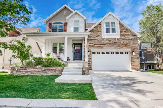 1818 Elm St - Photo 1