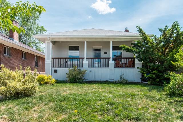 636 Roosevelt Ave - Photo 1