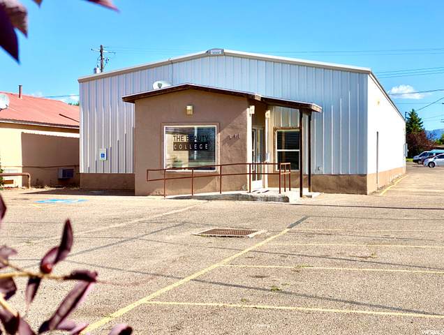 341 Main St - Photo 1