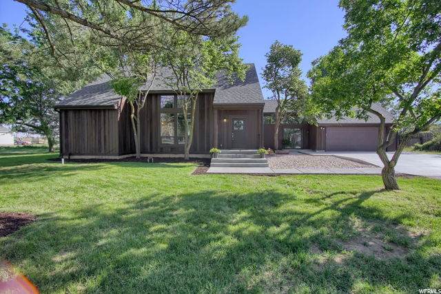 2450 Pioneer Rd - Photo 1