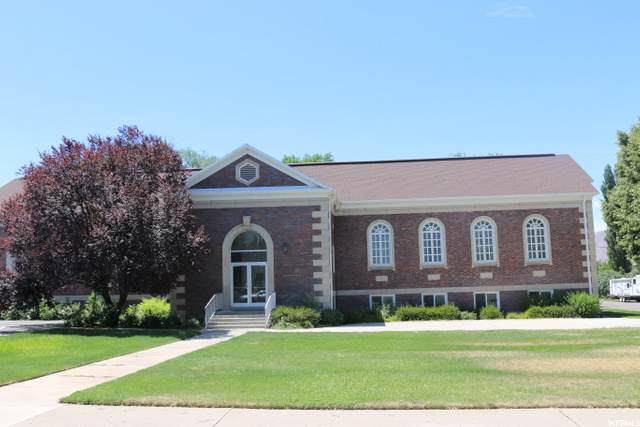100 Main St - Photo 1