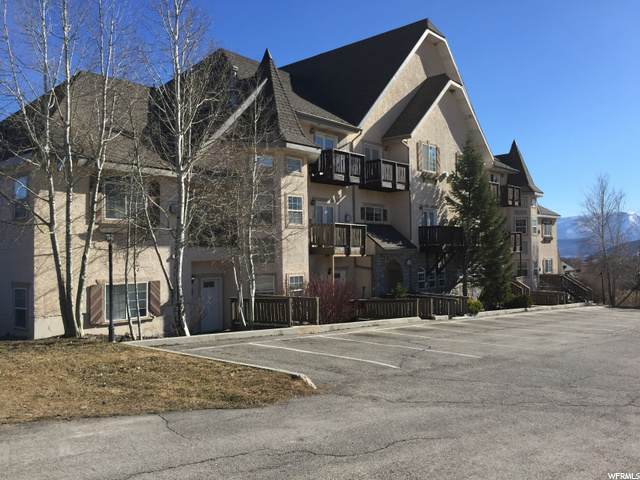 350 Fairway Dr - Photo 1