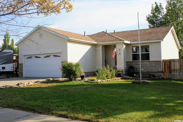 810 Valley View Dr - Photo 1
