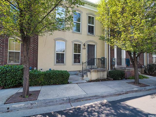 229 Speyside Way - Photo 1