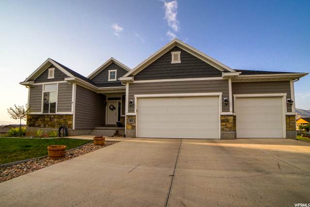 381 Vela Ct - Photo 1