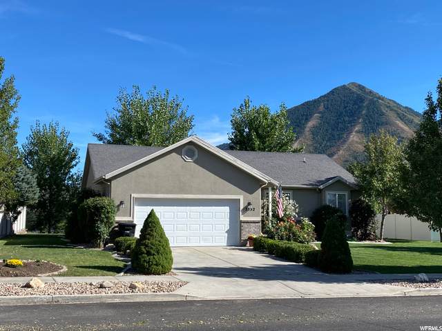3332 Canyon Crest Dr - Photo 1