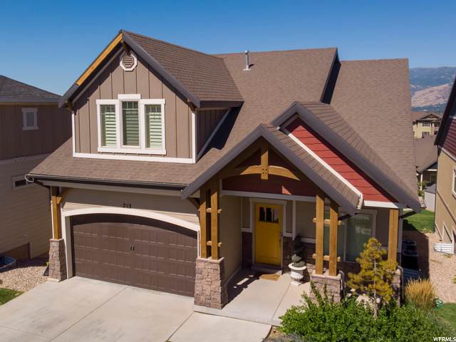 213 Edgecrest Ln - Photo 1