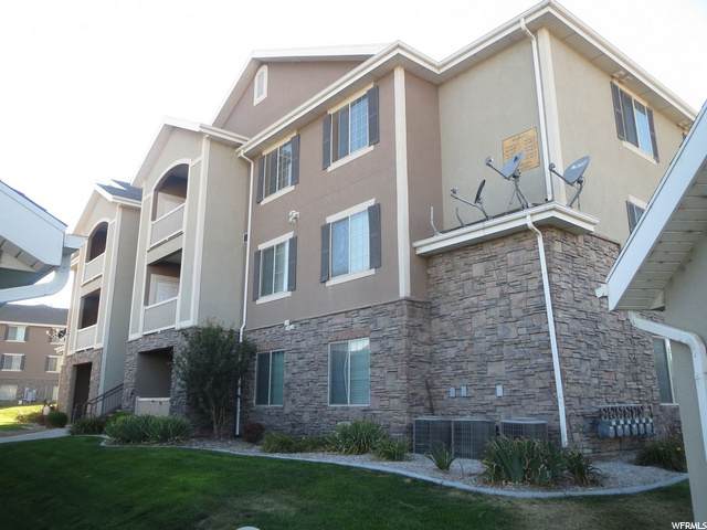 149 Spring Hill Way - Photo 1