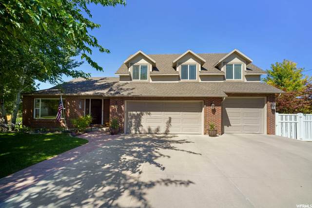 2792 Southview Cir - Photo 1