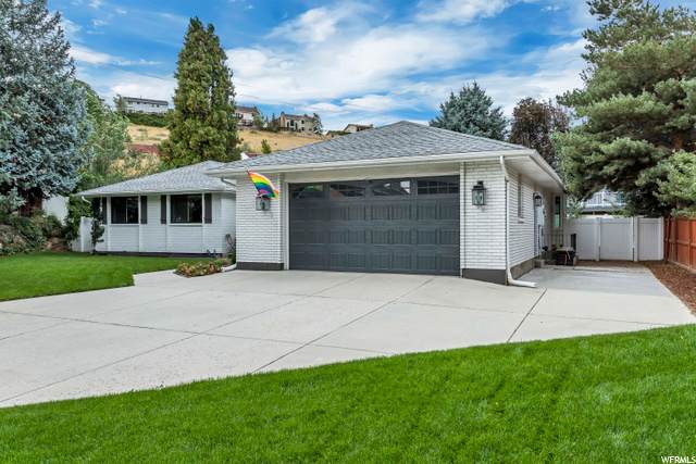 1639 Pebble Beach Cir - Photo 1
