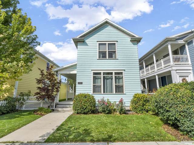 11722 Grandville Ave - Photo 1