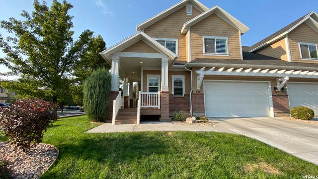 585 Park Plaza Pl - Photo 1