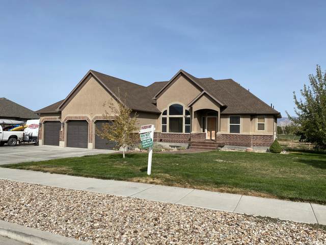 439 Brock Way - Photo 1
