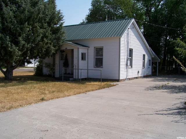 733 Clay St - Photo 1