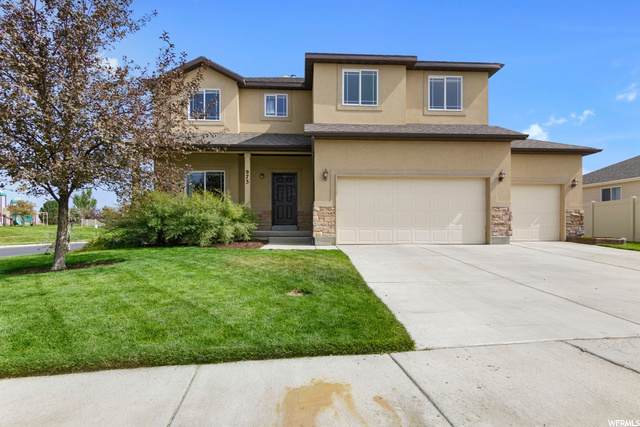 973 Searle Ln - Photo 1