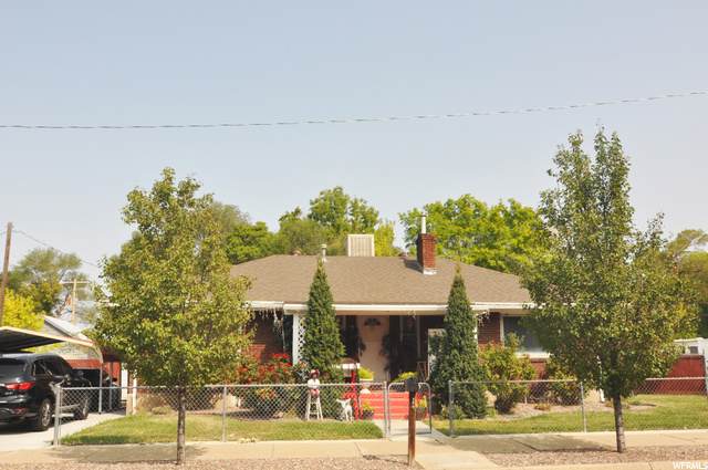 450 6TH St - Photo 1