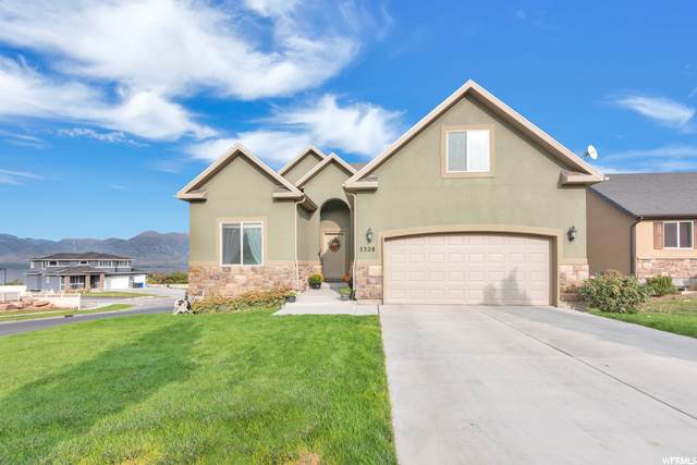 3328 Hawk Dr - Photo 1