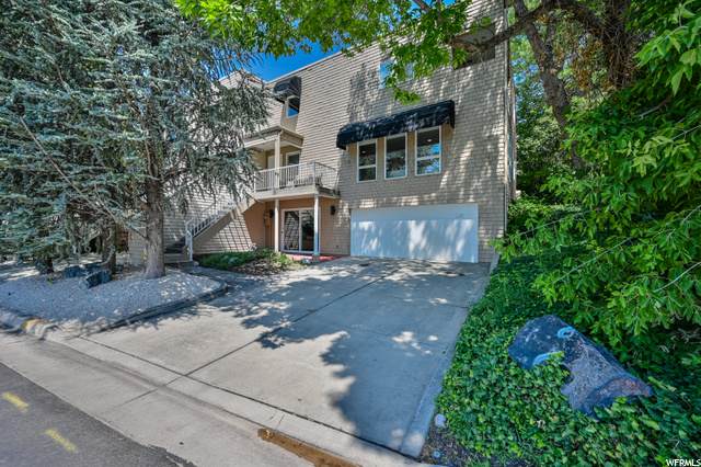 250 Almond St - Photo 1