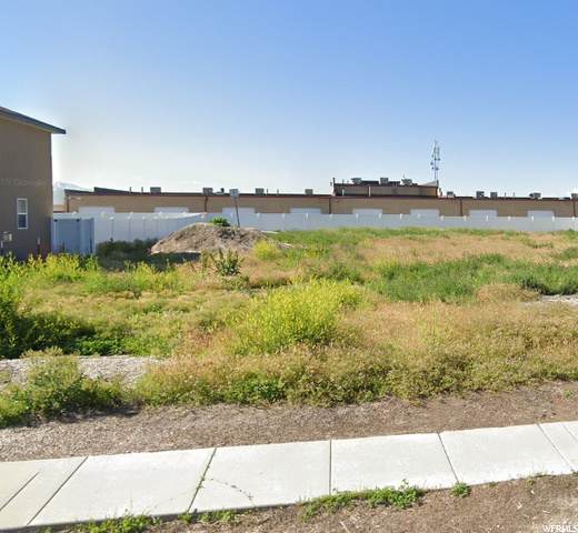 863 Oxford Dr - Photo 1