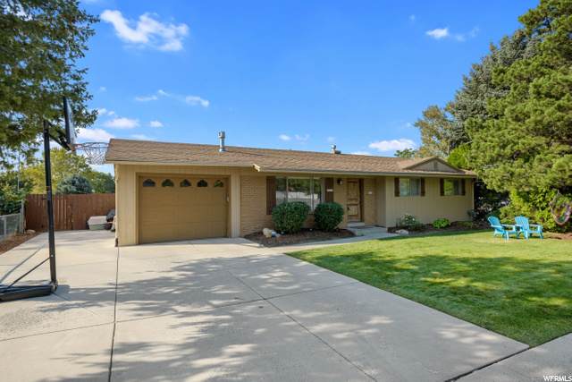 1454 Waters Ln - Photo 1