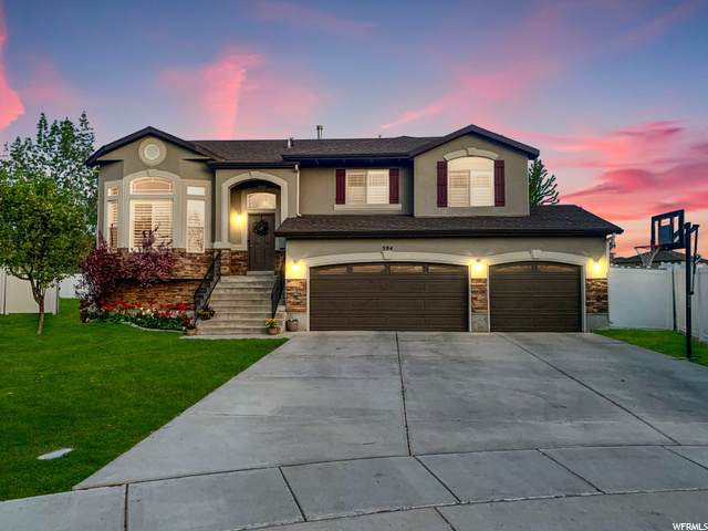 594 Banbury Cir - Photo 1
