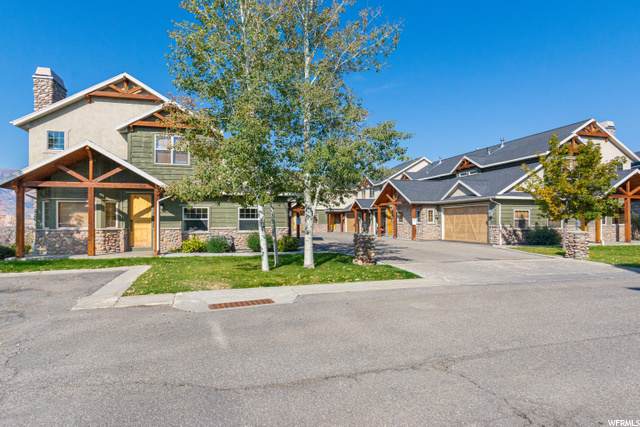 3691 Huntsman Path - Photo 1