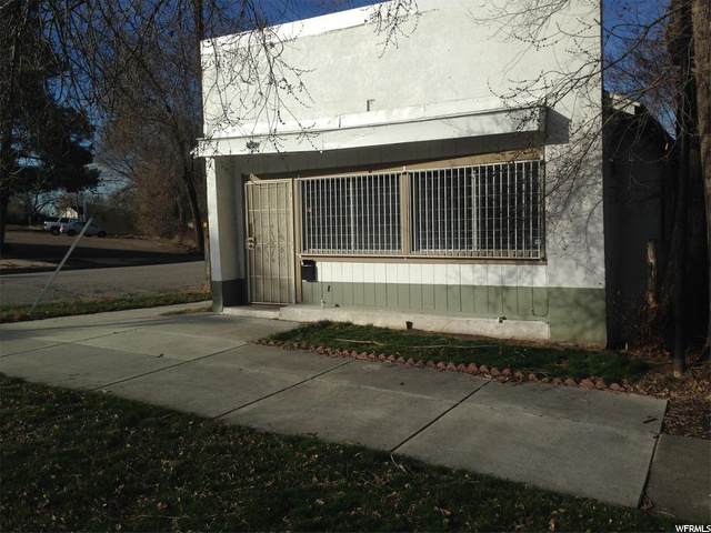 3489 Grant Ave - Photo 1