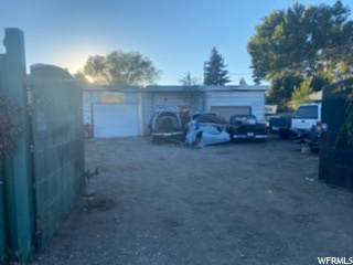 1723 Gibson - Photo 1