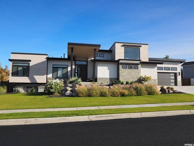 457 Bowden St - Photo 1