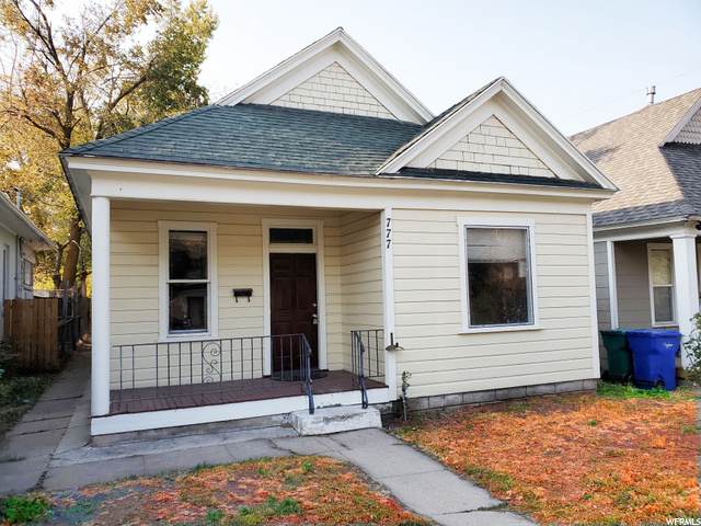 777 27TH St - Photo 1