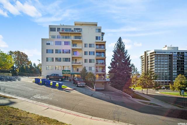 8 Hillside Ave - Photo 1