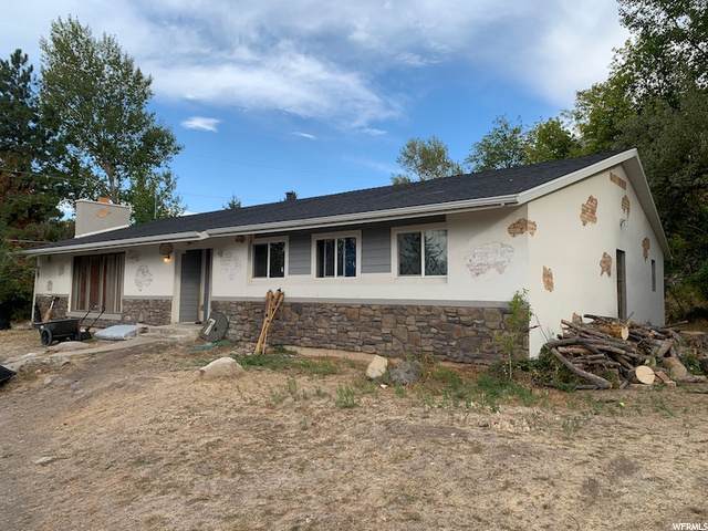 1425 Center St - Photo 1