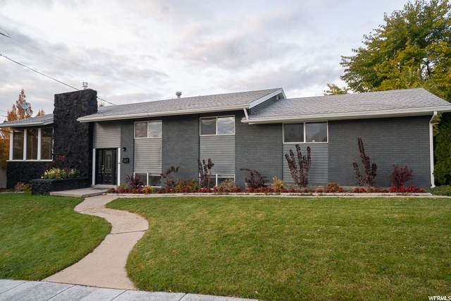 2565 Stringham Ave - Photo 1