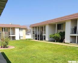 314 Center St - Photo 1