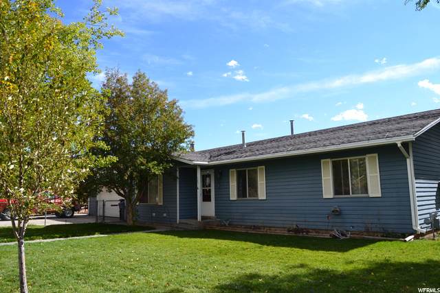 165 Center St - Photo 1