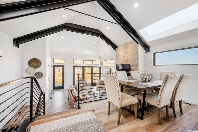 475 Echo Spur - Photo 1