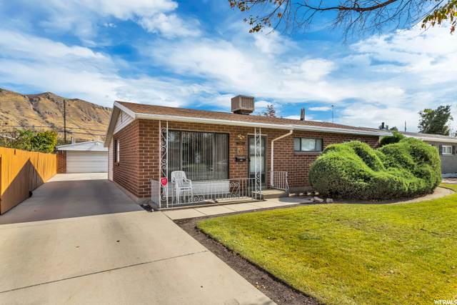 1260 Victoria Way - Photo 1