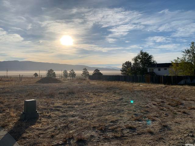 18589 Carter Cir - Photo 1