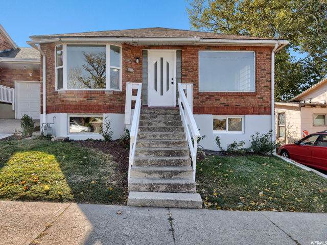 1083 29TH St - Photo 1