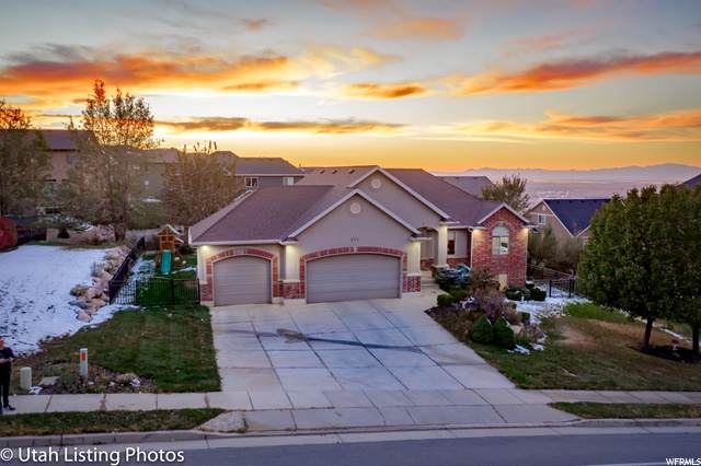 272 Eagle Ridge Dr - Photo 1