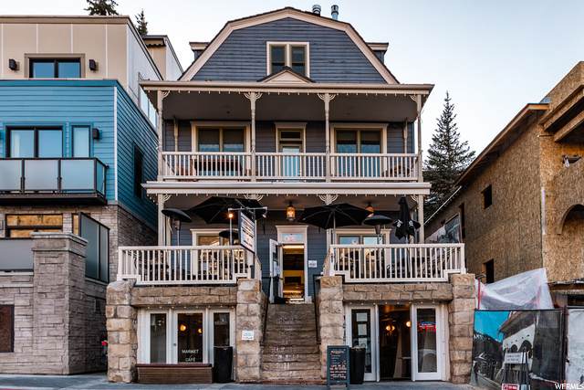 221 Main St - Photo 1