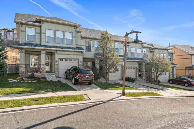 2012 Stoneleigh Dr - Photo 1