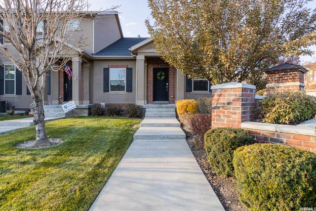 295 Clubview Ln - Photo 1
